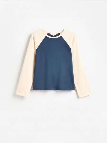 Reserved Tricou cu mânecă lungă din bleumarin