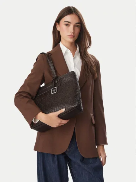 Torbica Armani Exchange Tamno smeđa