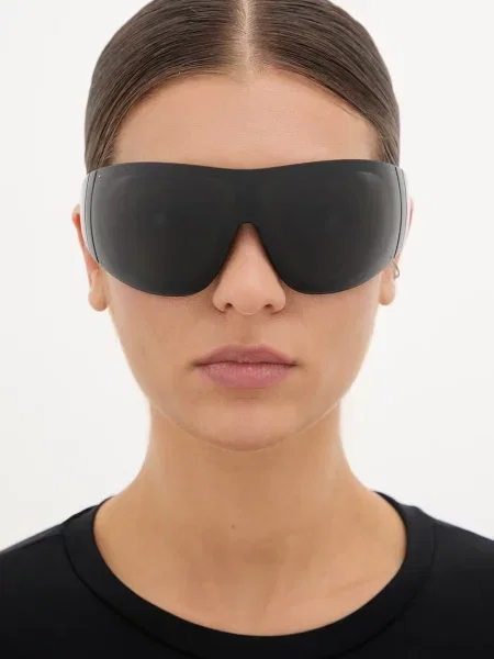 Saint Laurent napszemüveg női fekete