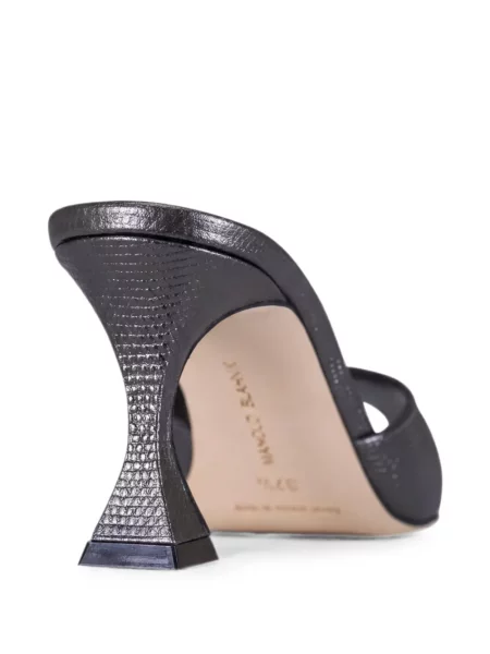 Papuci tip mules Manolo Blahnik din piele gri