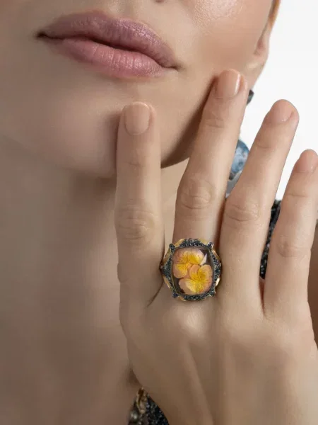 Inel Sevan Bıçakçı cu model floral negru