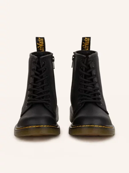 Šněrovací kotníkové boty Dr. Martens černé