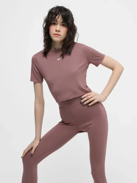 NIKE Essntl Slm Crp Футболка фіолетовий
