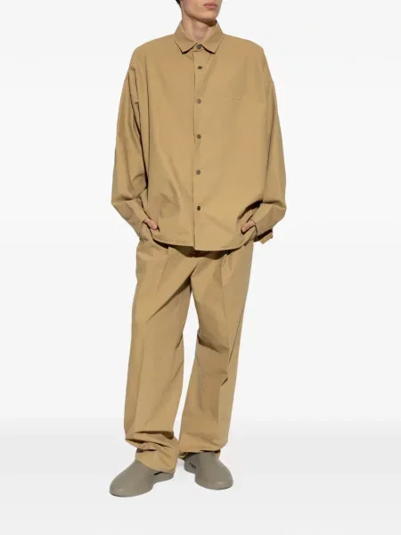 Яке Fear Of God Essentials бродирано