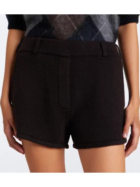 Pantaloni scurți Lisa Yang din cașmir maro