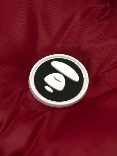 Steppelt mellény Aape By *a Bathing Ape® autogrammal piros