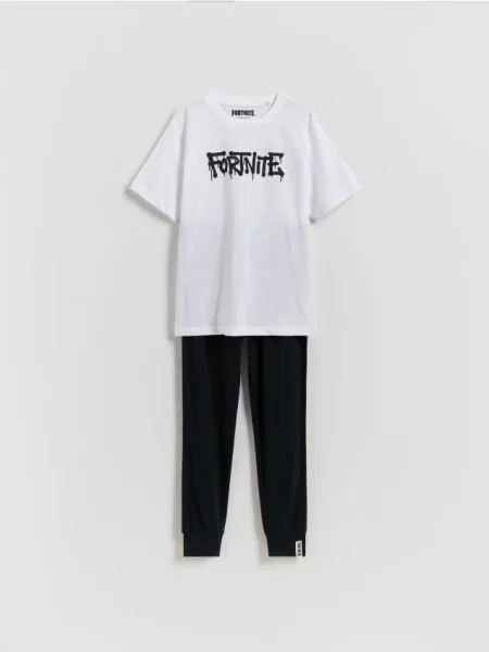 Reserved Set de pijamale din cu Fortnite alb