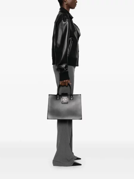 Шопинг чанта Armani Exchange с автограф черно