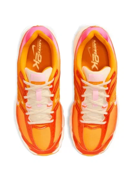 Ochelari de soare Nike de catifea cu autograf retro alb