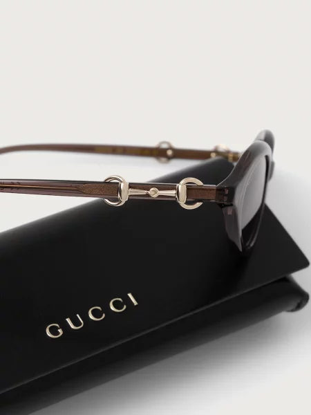 Солнцезащитные очки Gucci