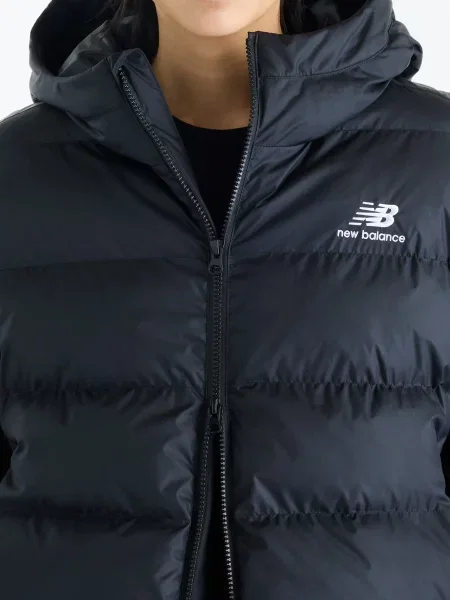 Куртка New Balance чорна