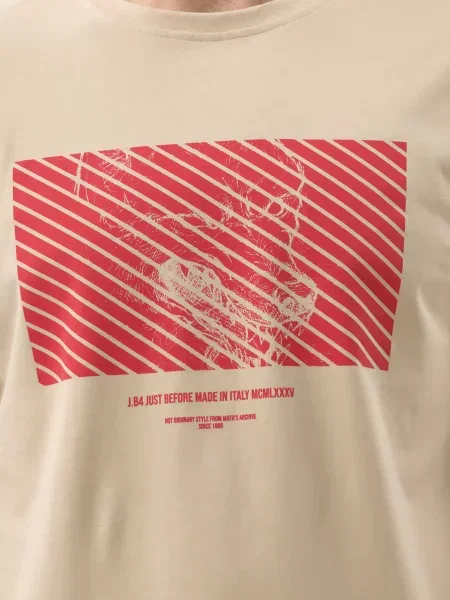 Футболка J.b4 Just Before бежева