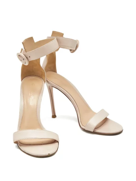 Sandale Gianvito Rossi din piele bej