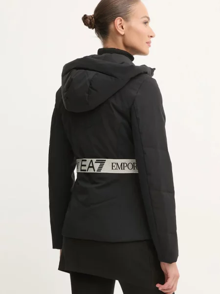 Olcsóbban. Emporio Armani női sí dzseki Kitzbuhel Protectum Thermore fekete. Méret: L fekete