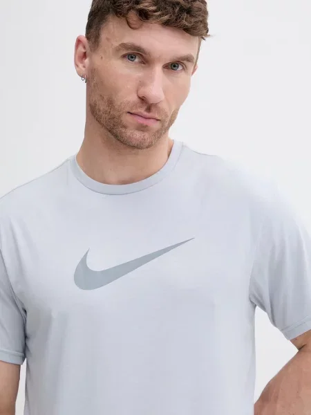 Футболка Nike