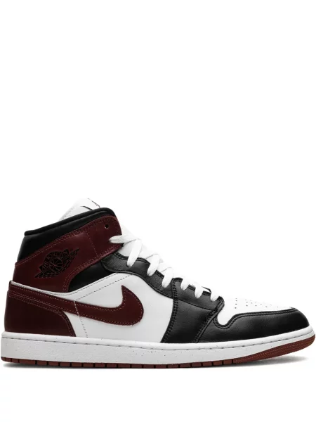 Sneakerși Jordan alb