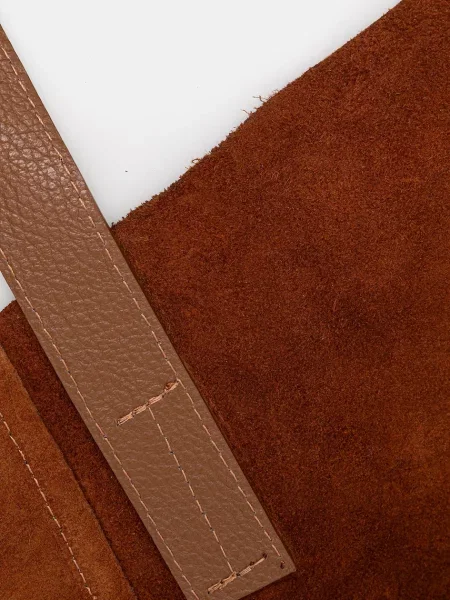 Замшева сумочка Answear Lab коричневий