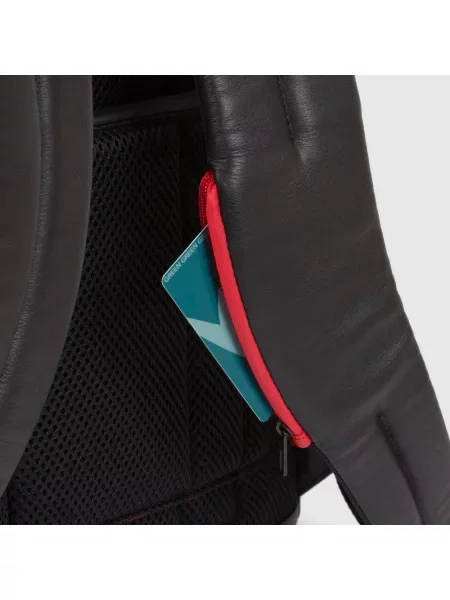 Torba na laptopa Piquadro czarna