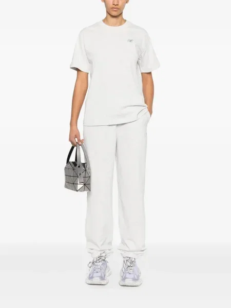 Tricou New Balance din jerseu gri