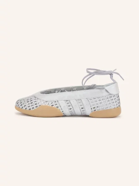 Adidas Originals Baleríny Taekwondo Mei Ballett stříbrná