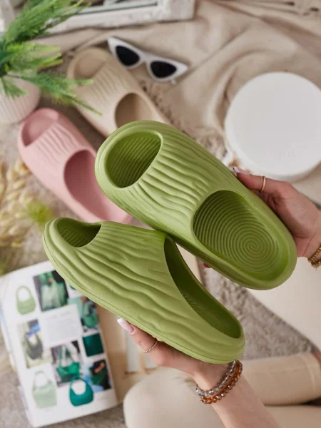 Japonke Resti zelena