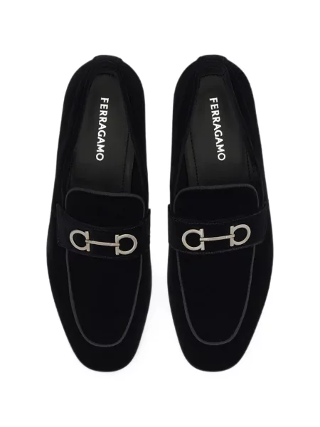 Loafersy Ferragamo čierna