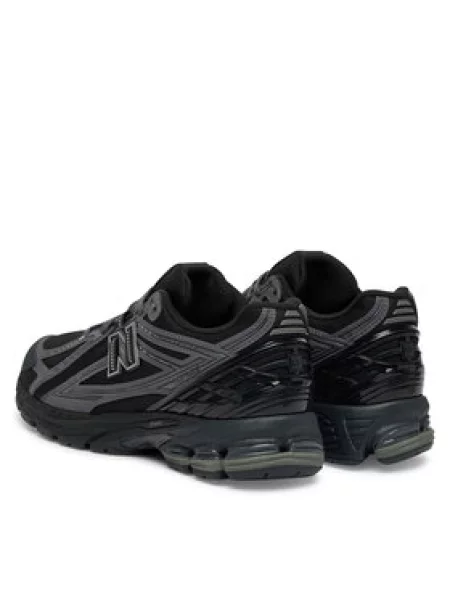 Sneakersy New Balance černá