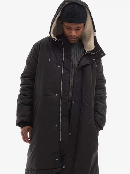 Демисезонная куртка A.p.c. черная