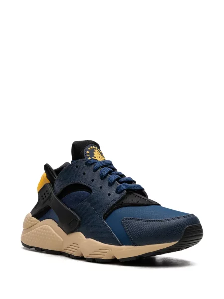 Sportbačiai Nike Air Huarache juoda