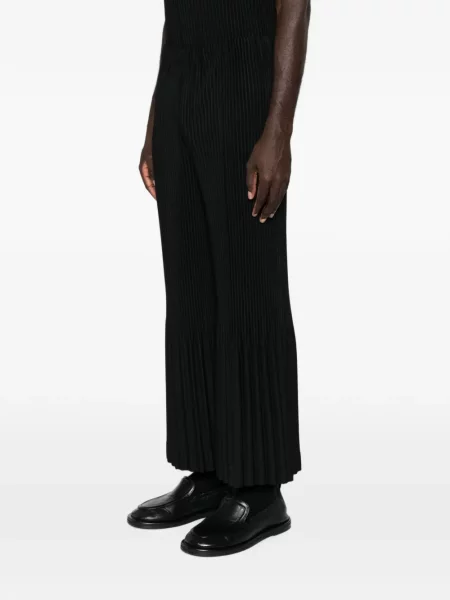 Pantaloni Issey Miyake negru
