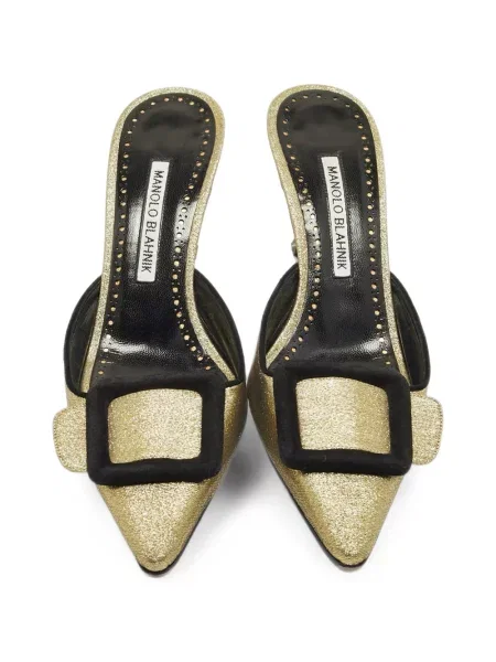 Papuci tip mules Manolo Blahnik cu cataramă