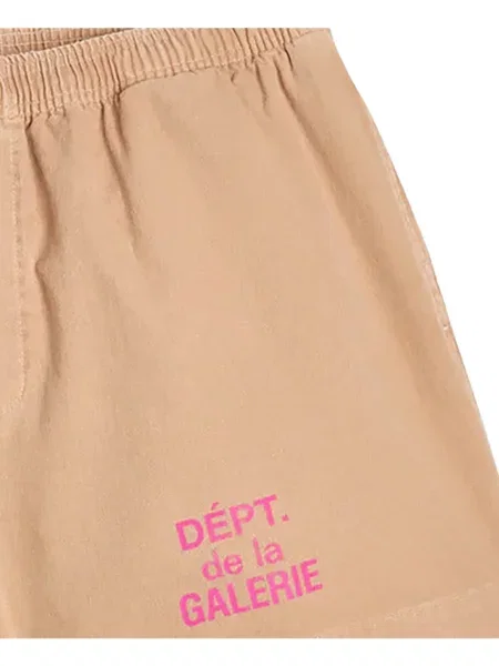 Pantaloni scurți Gallery Dept. cu autograf
