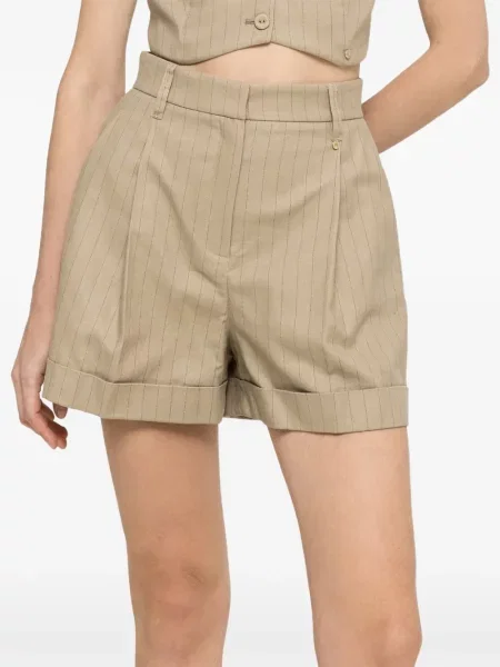 Pantaloni scurți Nissa cu talie înaltă