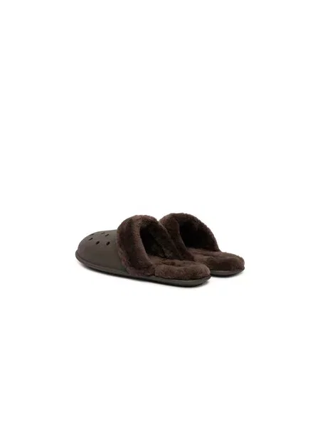 Bačkory Crocs Classic Fuzz Scuff hnědá