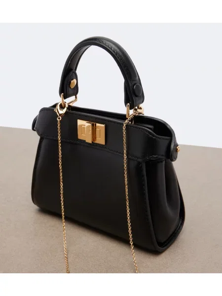 Top Fendi din piele negru