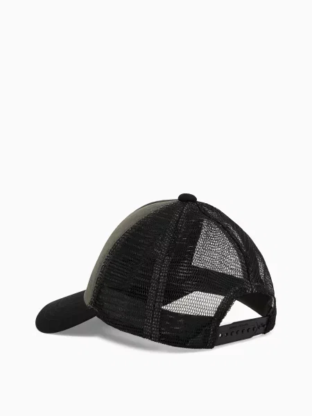 Кепка Armani Exchange черная