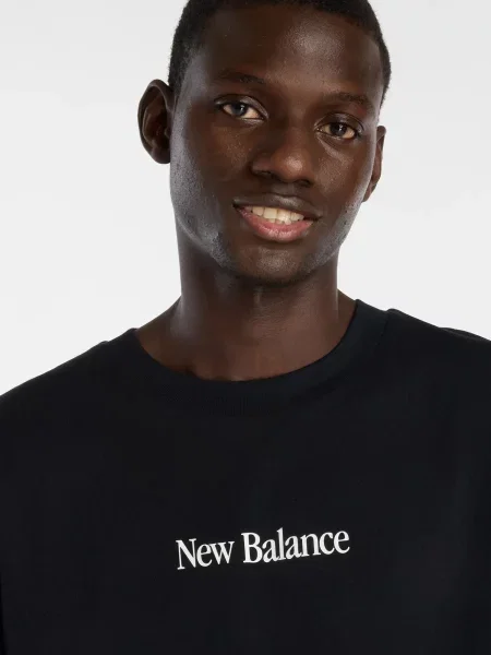Спортивная футболка New Balance черная