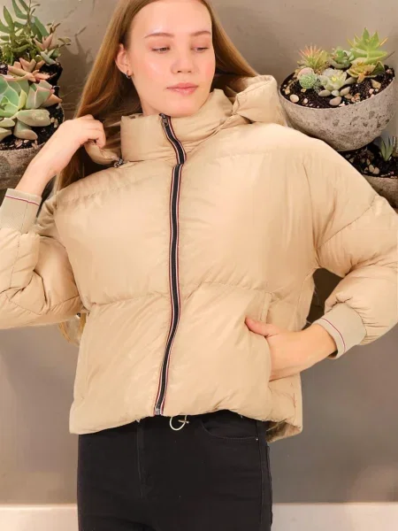 Płaszcz Dewberry beżowy