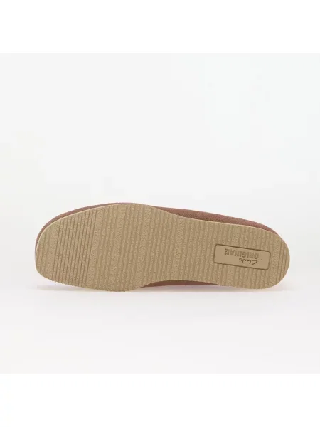 Замшевые туфли Clarks розовые