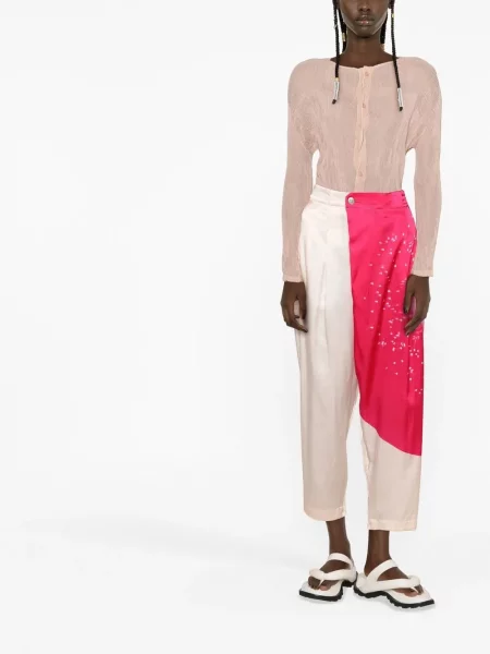 Plisuoti kelnės Pleats Please Issey Miyake apkarpytas rožinė