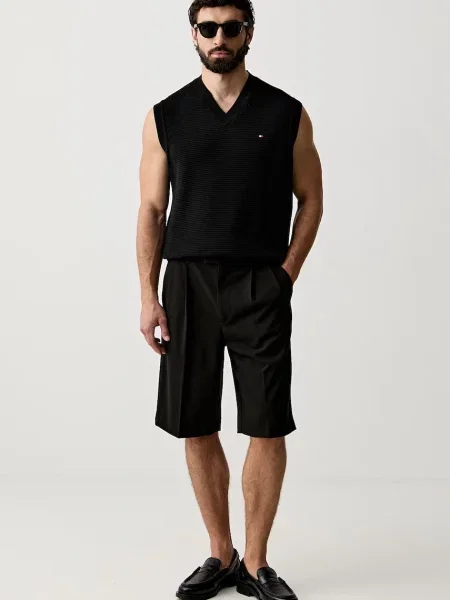 Tommy Hilfiger vestă pentru bărbați din negru