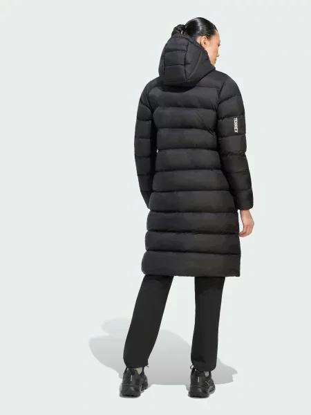 Демисезонная куртка Adidas черная