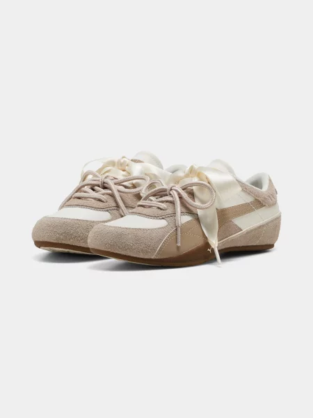 Повседневные кроссовки Puma бежевые