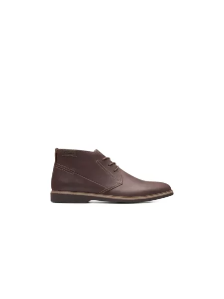 Botine Clarks cu șireturi din dantelă maro