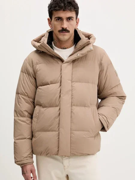 Пухено яке Tommy Jeans кафяво