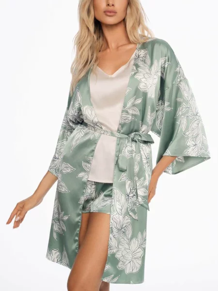 Атласный женский халатик зелений