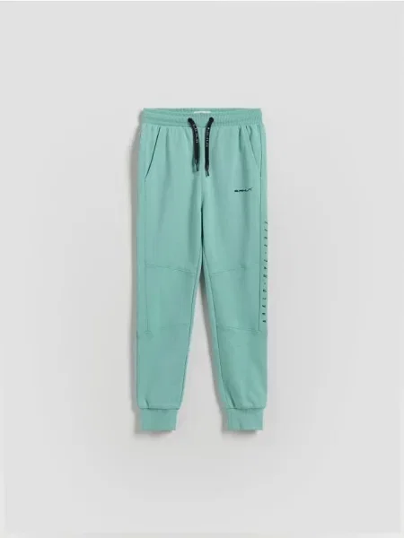 Джоггеры Reserved зеленые