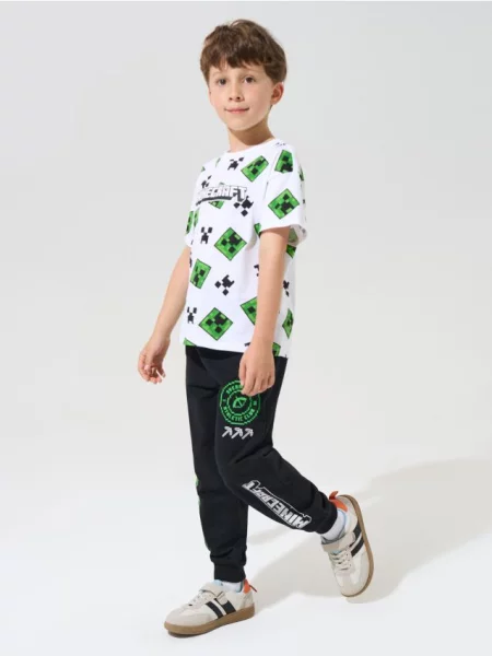 Sinsay Oversize jogger tepláky Minecraft černá