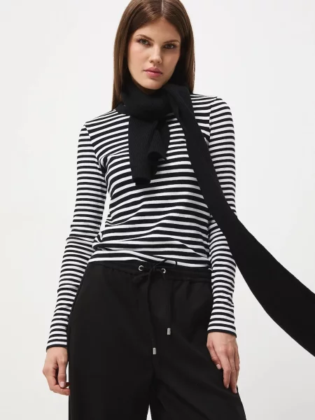 Tričko s dlouhým rukávem Medicine černá