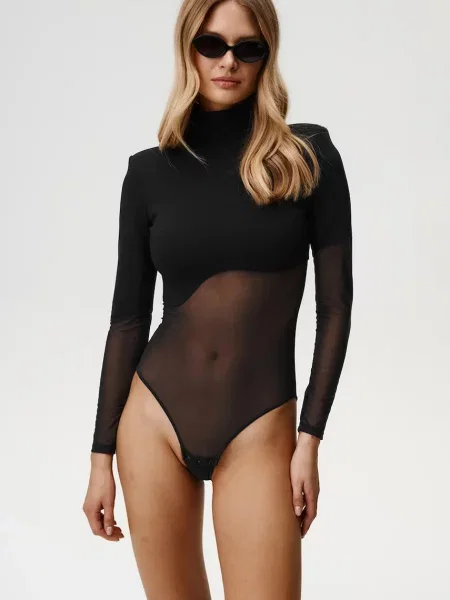 Undress Code body z półgolfem czarny